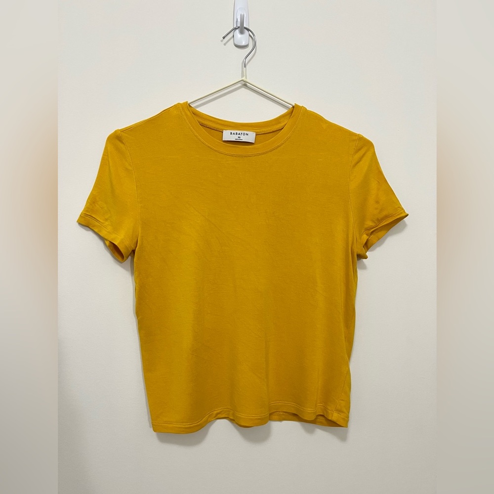 Aritzia everyday top $15